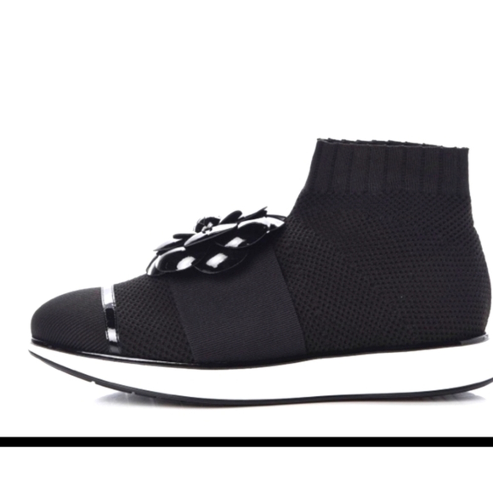 Chanel KNIT/PATENT CALFSKIN SNEAKERS  - Brand New witg tag